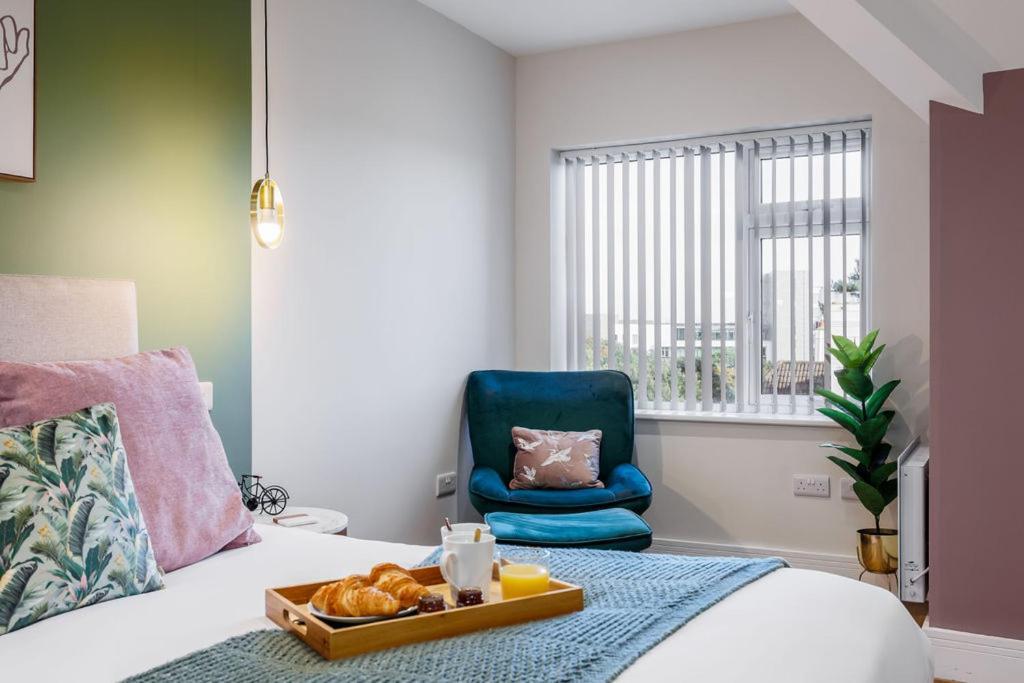 Sea Breeze - Coast Apartment Борнмът Екстериор снимка